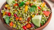 7 Powerful Health Benefits of Eating Sprouts Regularly