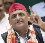 Akhilesh Yadav Slams UP Govt Over Illegal Mining, Corruption, and Economic Woes