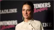 Amanda Peet Reveals Breast Cancer Battle Coincided with Parents' Final Days