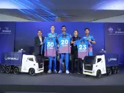 Axar Patel and Kuldeep Yadav Express Excitement as Delhi Capitals Prepare for IPL 2026