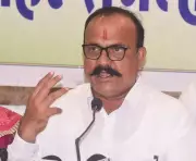 Congress Alleges Maharashtra Ministers, Officials Linked to Arrested Godman Kharat