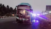 Four Killed as Private Bus Crashes on Bengaluru-Mysuru Expressway Near Channapatna