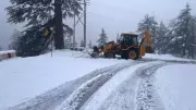 Gangotri Highway Shut as Heavy Snowfall Paralyzes Uttarkashi Traffic