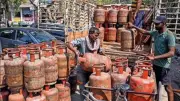 Government Urges 60 Lakh Households to Switch to PNG Amid LPG Supply Strain