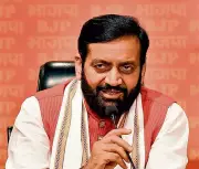 Haryana CM Nayab Singh Saini Visits Anil Vij, Inquires About His Health