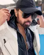 Himesh Reshammiya Captures Love's Pain in Salman Khan's 'Chand Dekh Lena'