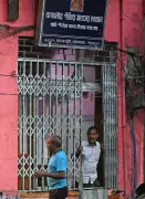 Kolkata Meat Prices Skyrocket Ahead of Holi Festivities Amid Supply Crunch