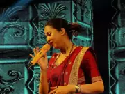 Kolkata's 66 Pally Club Hosts 'Paray Parbon' Carnival Celebrating Community Spirit