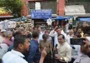 Kolkata's New Market Traders Threaten Strike Over Hawker Encroachment Crisis