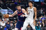 Los Angeles Clippers Face San Antonio Spurs in Crucial Western Conference Clash