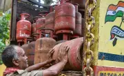 Madhubani Cracks Down on LPG Hoarding: 89 Cylinders Seized in Raids