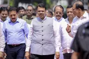 Maharashtra Lockdown Rumors: CM Fadnavis Warns Against Panic Fuel Buying