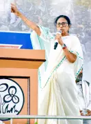 Mamata Banerjee Writes to CEC, Questions Sudden Transfers of Top Officials in West Bengal