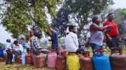 Man Dies of Suspected Heart Attack in LPG Queue Amid Panic Buying in Punjab