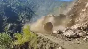 Massive Landslide Strikes Himachal's Mandi, Nine Houses Evacuated