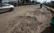 MCG Directs GMDA to Repair Gurgaon Potholes in 48 Hours to Curb Dust Pollution