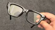 Meta Ray-Ban Smart Glasses: Private Videos Reviewed by Kenyan Workers for AI Training