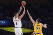 NBA Showdown: Lakers vs Nuggets Clash in Crucial Western Conference Battle on March 5