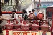 Noida Businesses Struggle as LPG Black Market Prices Soar Amid Supply Restrictions