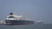 Over 90 Ships Defy Strait of Hormuz Closure Amid Iran-Israel Conflict