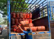 Pune LPG Shortage Persists Despite Maharashtra Government's Expanded Priority List