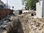 Pune's Vishrantwadi Junction Faces Traffic Chaos as Flyover Work Intensifies Before Monsoon