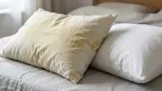 Revive Yellowed Pillows: Easy Homemade Solutions for Stain Removal
