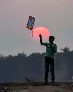 Southern Railway Issues Stern Warning Against Kite Flying Near Tracks in Chennai