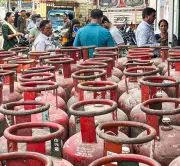 Sultanpur Raid Uncovers 42 LPG Cylinders in Black Marketing Probe
