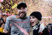Taylor Swift & Travis Kelce's Summer Wedding Faces NFL Schedule Clash