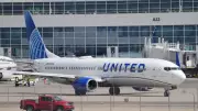 United Airlines Flight Makes Emergency Landing in Los Angeles Due to Engine Fire