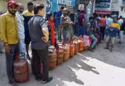 UP Government Intensifies Crackdown on LPG Black Marketing, Ensures Supply