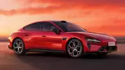 Xiaomi Unveils Enhanced SU7 Electric Sedan with 902 km Range and HyperEngine Power