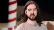 YouTuber Jacksepticeye Slams YouTube Over Inconsistent Age-Restriction Policy