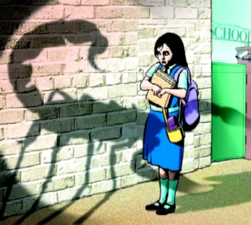 19-Year-Old Arrested in Amravati for Filming Sexual Abuse of Minor Girls and Blackmail