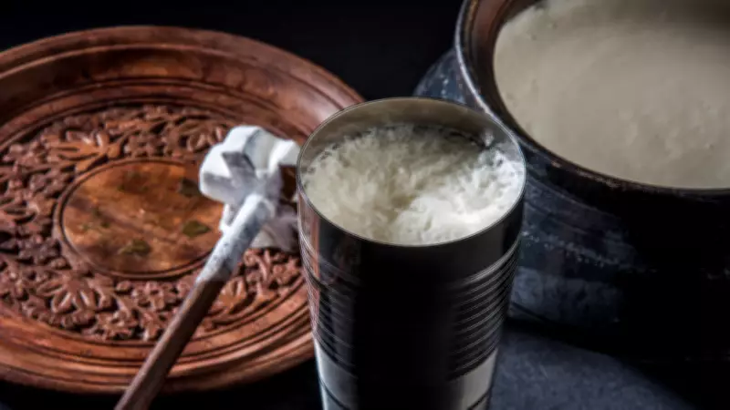 8 Surprising Benefits of Drinking Lassi Regularly in Summer