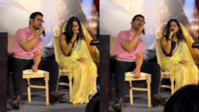 Aamir Khan Sings Ek Din Title Track with Meghna Mishra at Mehfil