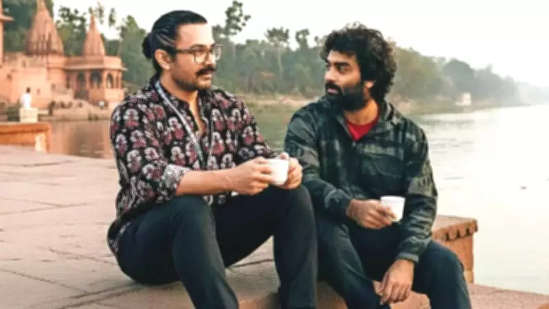 Aamir Khan Visits Arijit Singh at Home, Urges Him Not to Retire