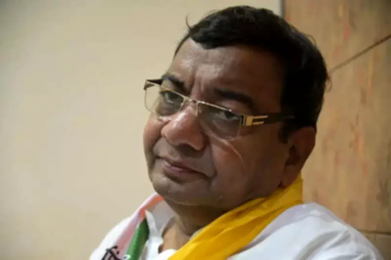 AAP Slams Haryana Govt Over CNG Price Disparity and Illegal Toll Plazas