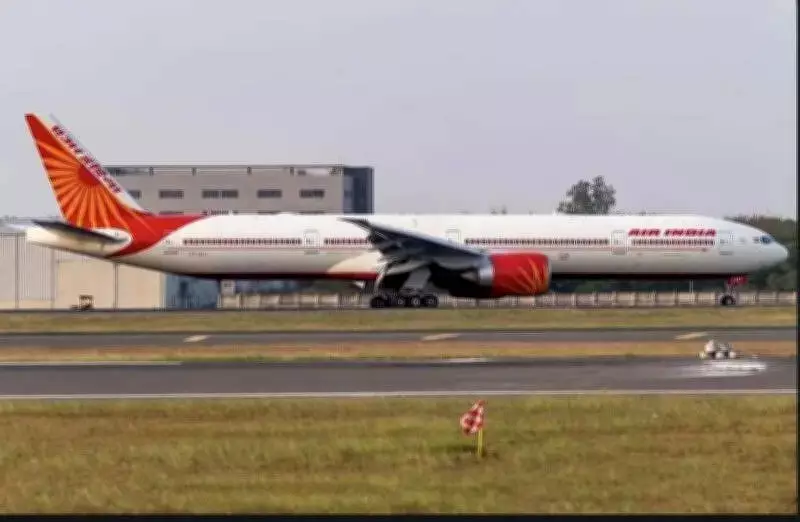 Air India flight from Delhi to Pune delayed 3 hours, passengers suffer in heat