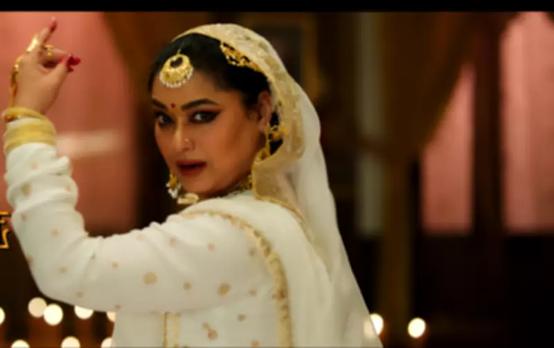 Ananya Chatterjee's Grit Behind Grace: Painkiller Injections for Phool Pishi O Edward
