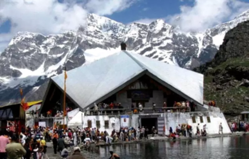 Army and Trust Prepare for Sri Hemkund Sahib Yatra, Snow Clearance to Start