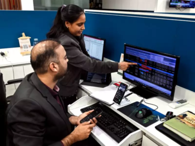 Asian Markets Slump as Trump Offers No War End Timeline, Dampening Investor Cheer