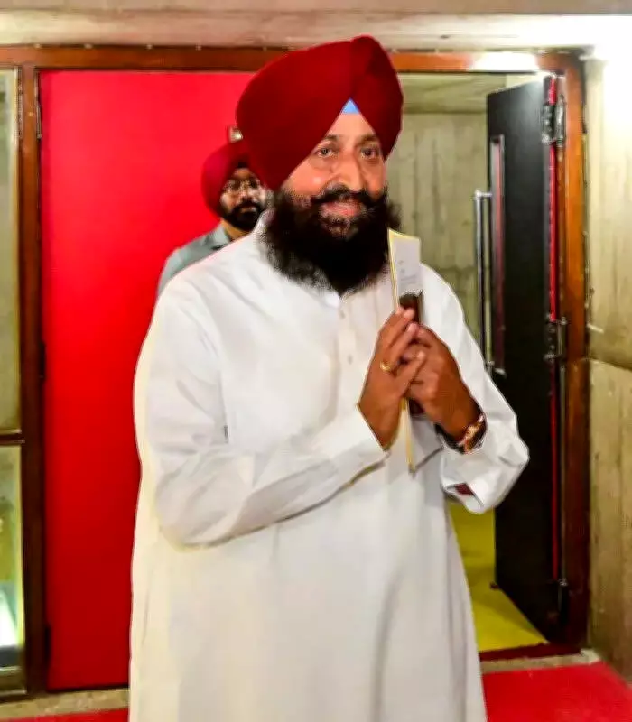 Bajwa slams Mann's move to seek recall of AAP MPs, calls it unconstitutional