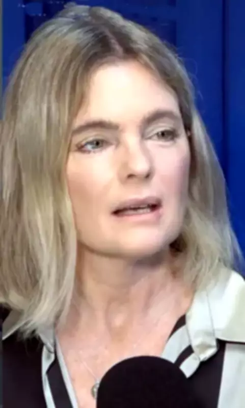 Baywatch Reboot Adds Erika Eleniak as Shauni McClain in Guest Role