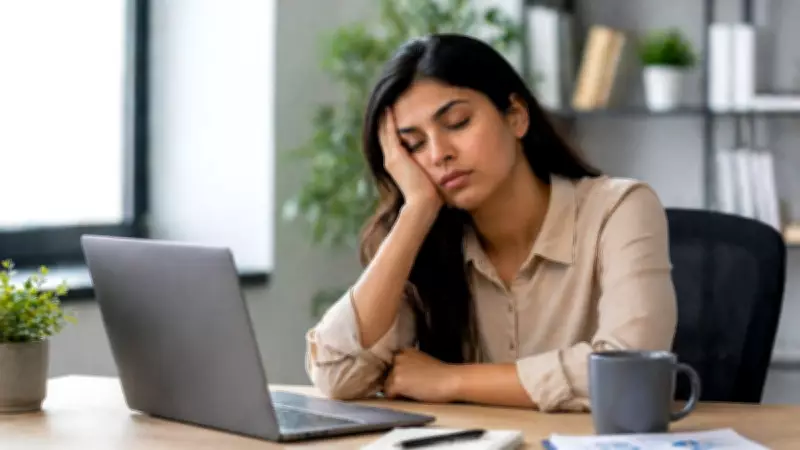 Beat the 2 PM Crash: Causes and Solutions for Afternoon Fatigue