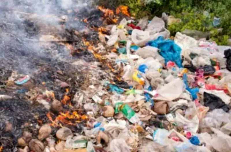 Belagavi's Rural Waste Crisis: Shree Shakti Units Fail, Roads Become Dumps