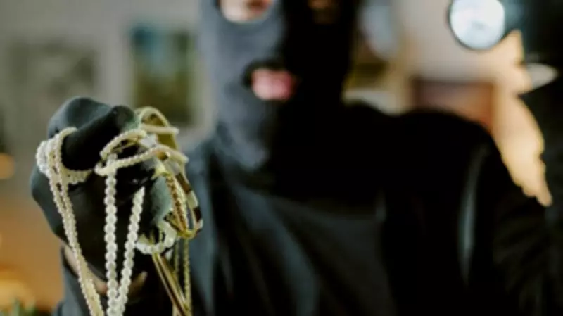 Bengaluru Woman's Open Door Invites Nighttime Thieves, Mangalsutra and Phones Stolen