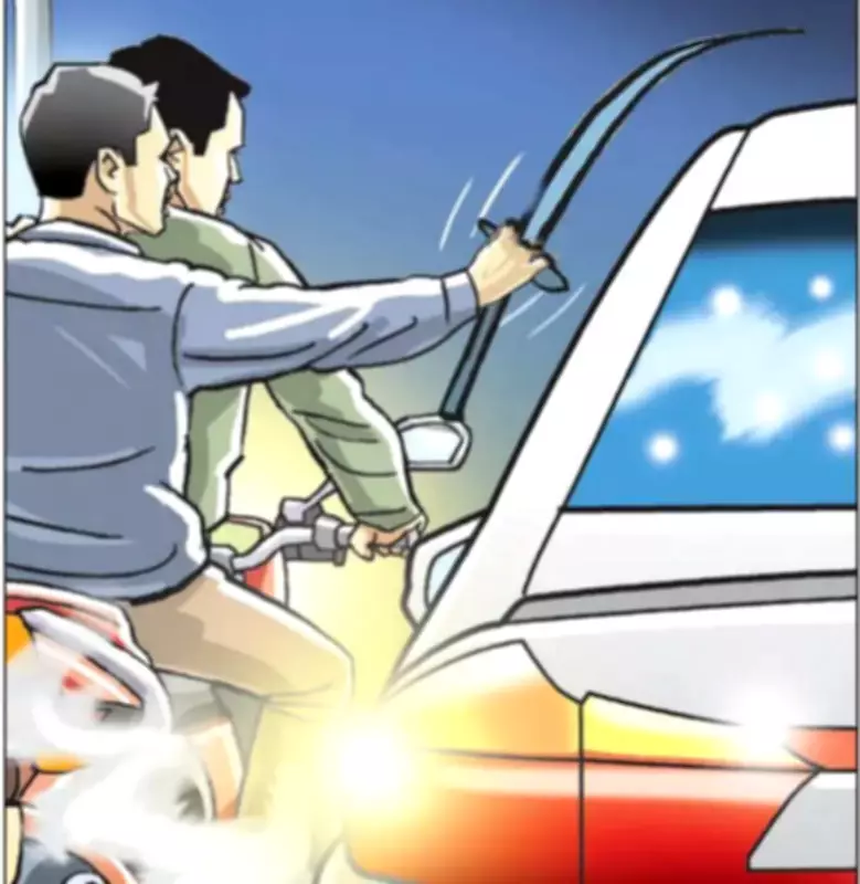 Bhopal: Gautam Nagar Panic as Armed Gang Vandalizes Vehicles, Fires Shots