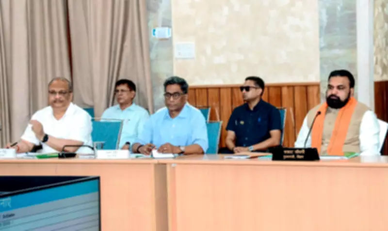 Bihar CM Samrat Choudhary Directs Full Functionality of Solar Street Lights